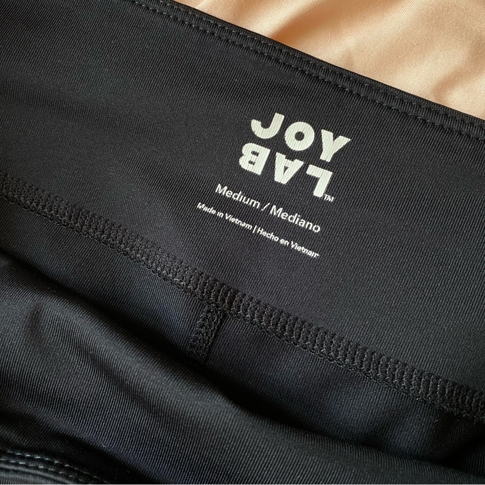 3/$39 JoyLab Mesh details leggings M - Picture 4 of 4
